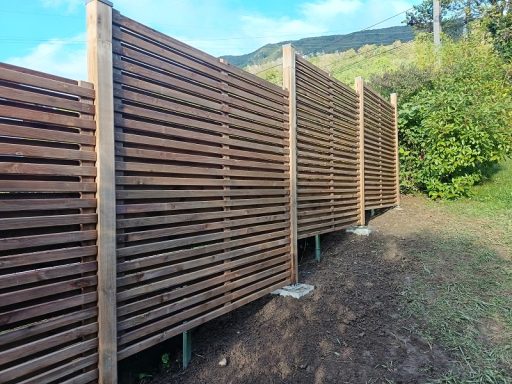 Installation de panneaux de clôture sarl Multivert